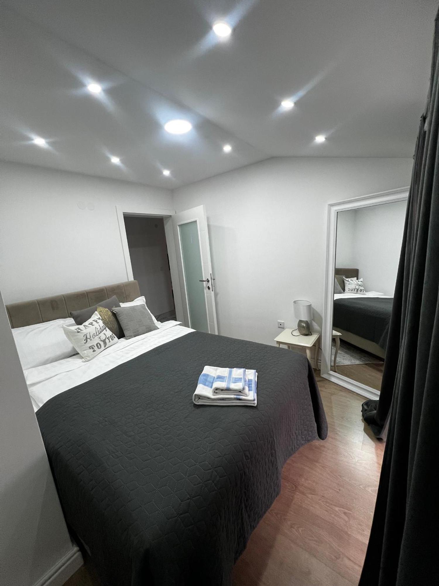 No1 Lux Apartment In Heart Of Сараево Экстерьер фото